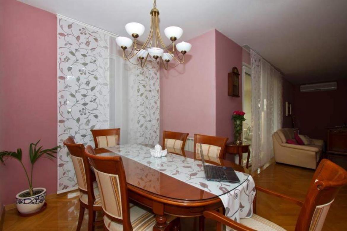 Spacious Three-bedroom With Balconies Apartament